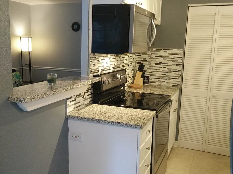 1400 Hubbell Pl #801 — Photo 8