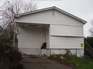 1405 Scott Dr, Saint Albans, WV 25177