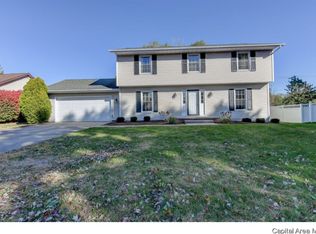 1512 Devonwood Dr, Springfield, IL 62704