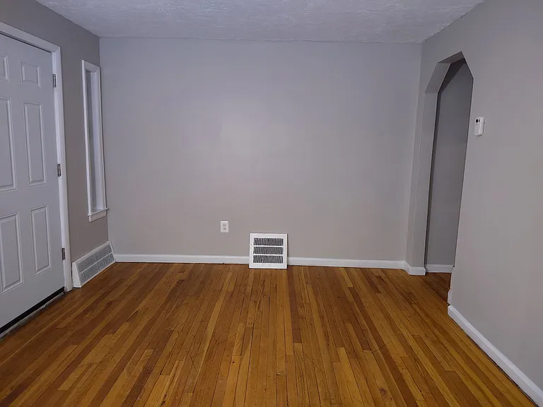 306 Liberty St — Photo 3