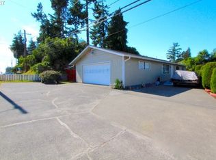 2330 Newmark St, North Bend, OR 97459