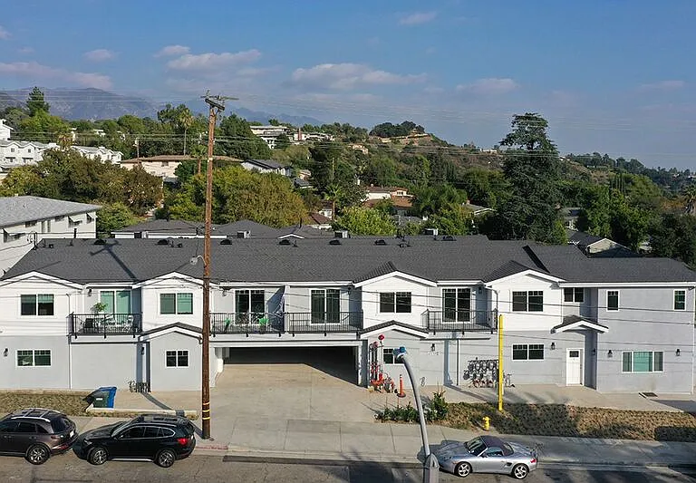 4360 Ocean View Blvd #A — Photo 21