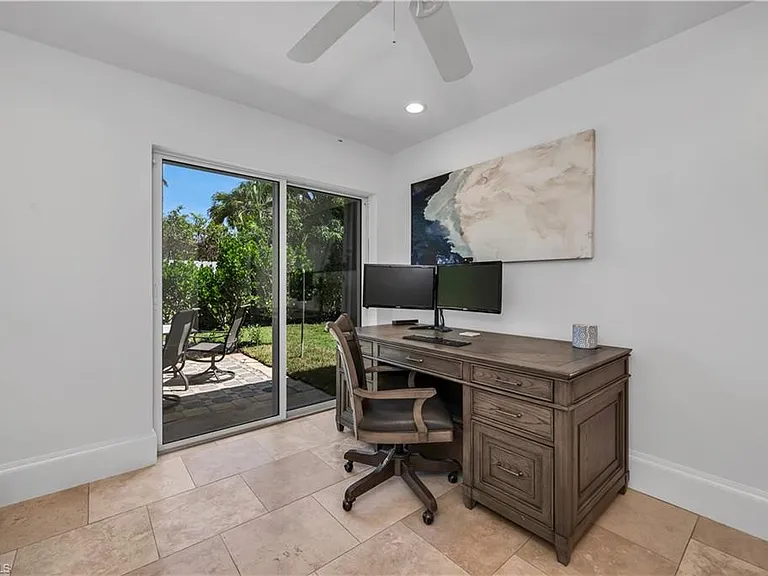 718 Old Trail Dr — Photo 12