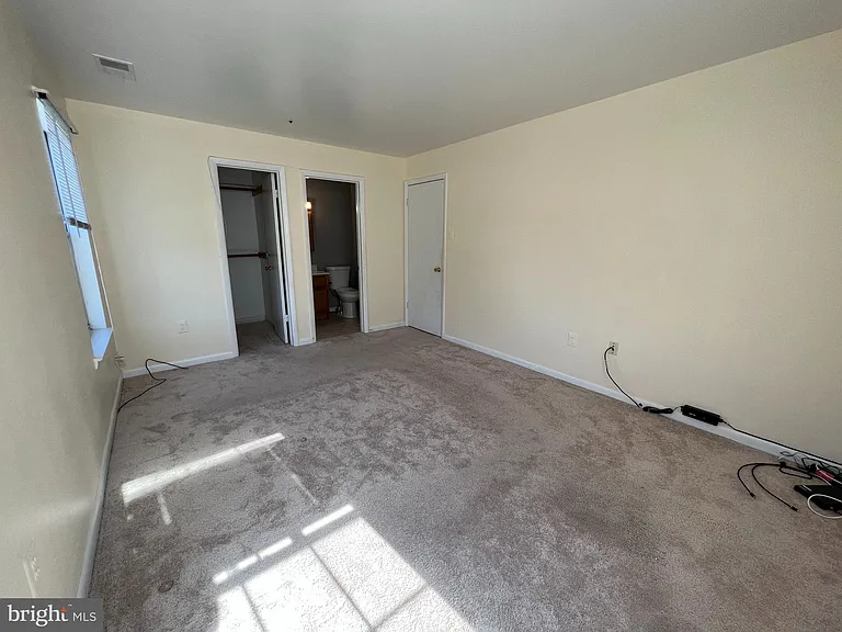 8720 Grasmere Ct #8720 — Photo 14