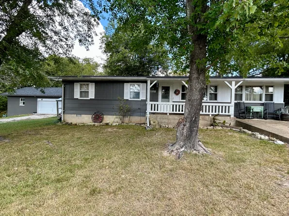 108 Southview Ave, Ava, MO 65608