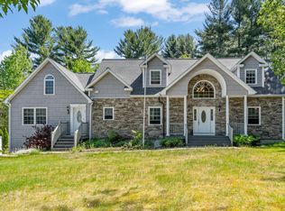 7 Dutton Rd #7A-7B, Pelham, NH 03076