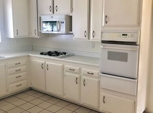295 Baker Ave, Ventura, CA 93004