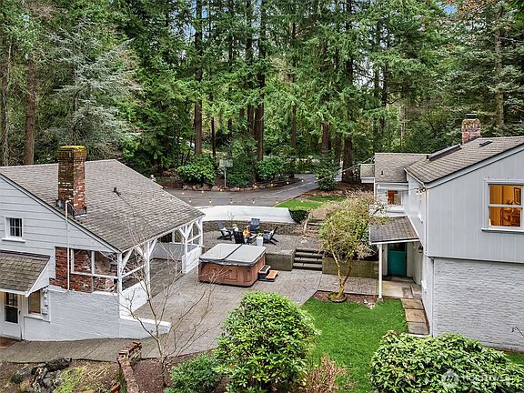 4th image of 17899 40th Avenue NE