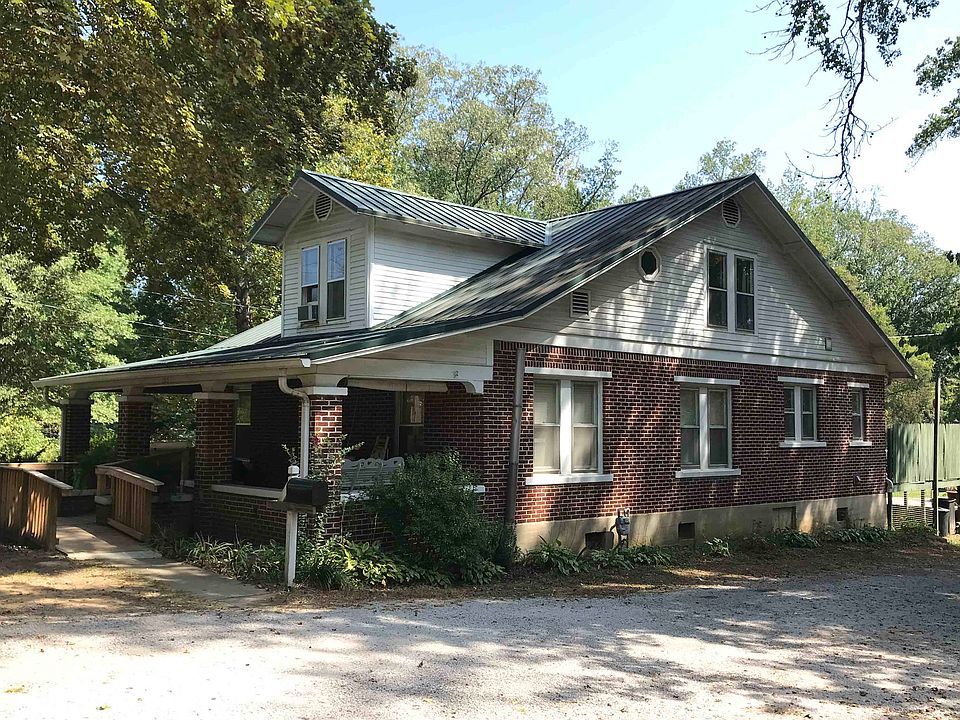 1st image of 1011 E Poplar Ave