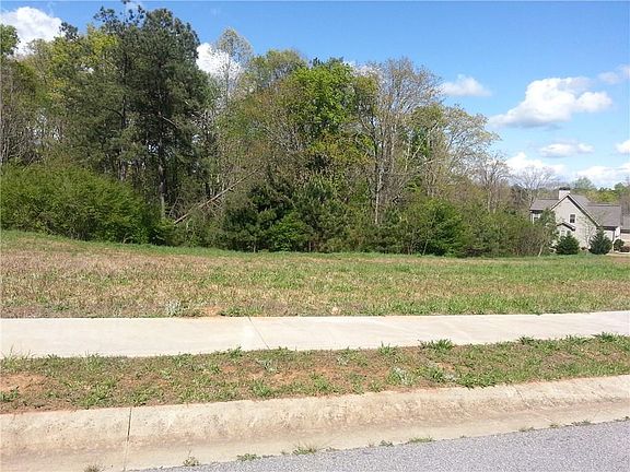 2nd image of 5541 Wheeler Plantation Dr