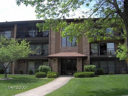 1st image of 11112 S Heritage Dr #1B