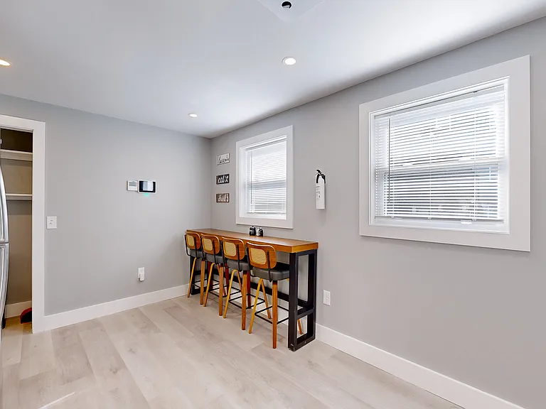 44 Hall St #0 — Photo 9