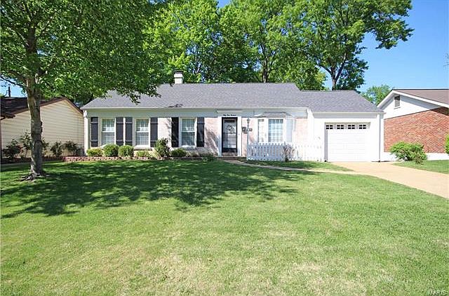 1st image of 5919 Apple Valley Dr