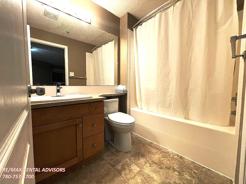 Edmonton Apartment for rent - 2 Bedrooms — photo 15