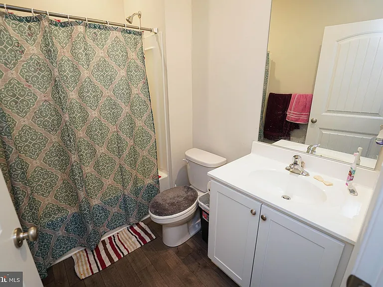 1712 Severn St — Photo 29