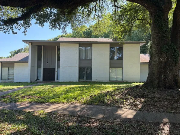 1166 Skywood Dr, Mobile, AL 36693