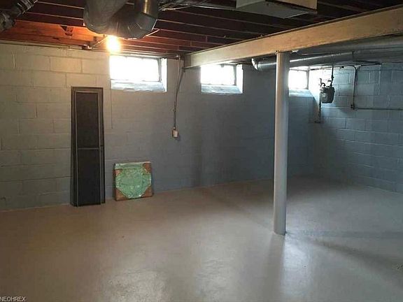 3rd image of 9706 McCracken Blvd