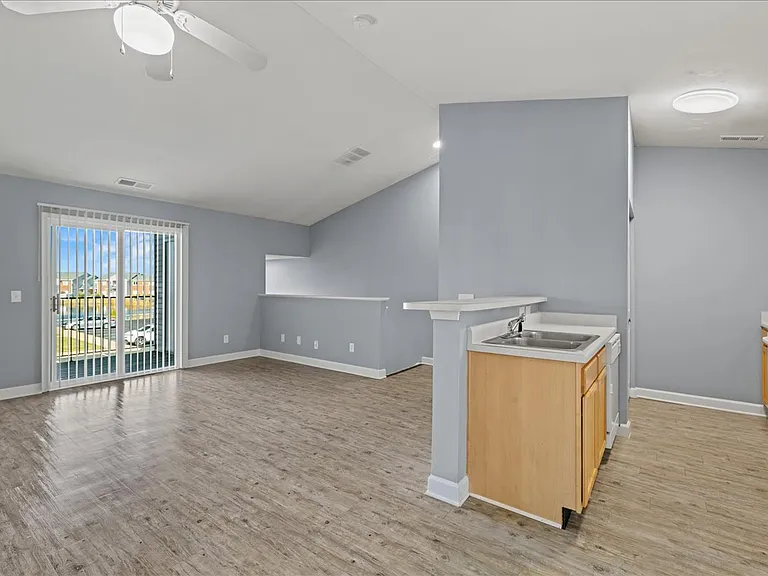 Cross Lake Apartments — Photo 35