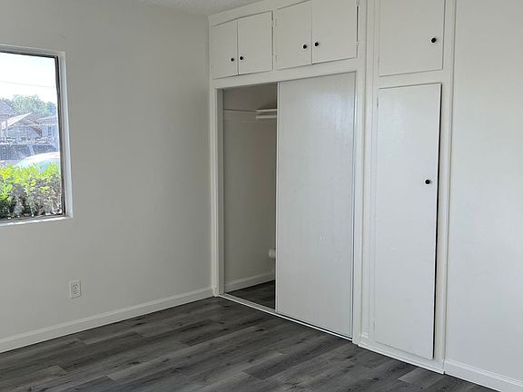 3rd image of 6841-6857 N Obispo Ave #6851-A
