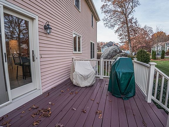 2nd image of 60 Fiorenza Dr