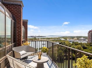 1 Greene St #PENTHOUSE 809, Jersey City, NJ 07302