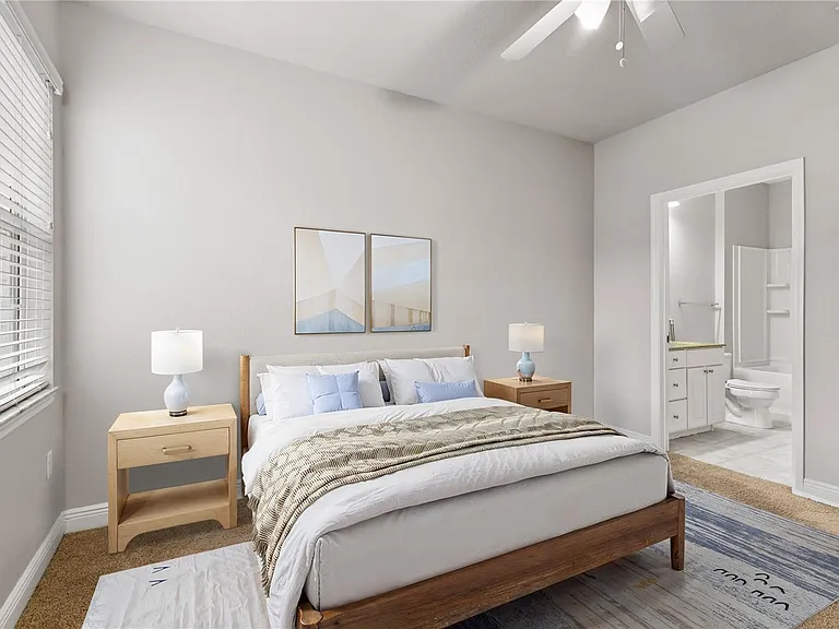 130 Southern Pecan Cir #102 — Photo 10