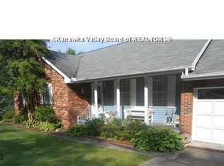 505 Dairy Rd, Poca, WV 25159