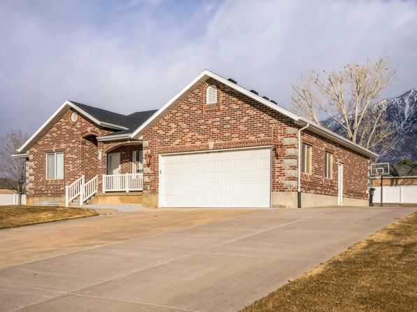 877 S 200 W, Mona, UT 84645