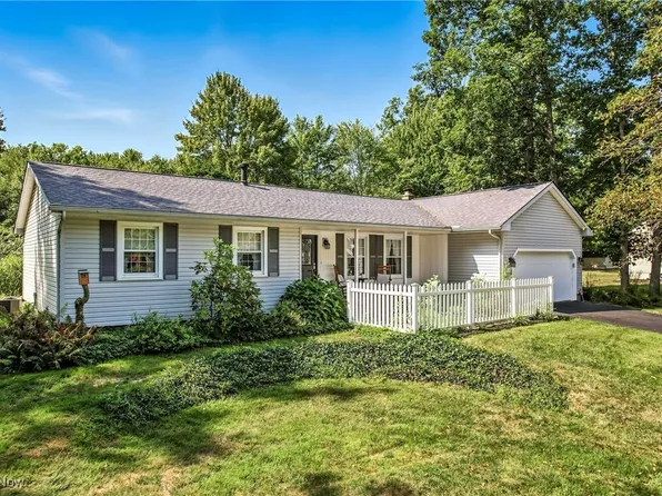 1503 Huffman Dr, Warren, OH 44481