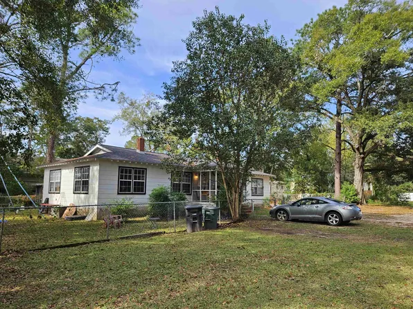 910 Wadsworth St, Tallahassee, FL 32304