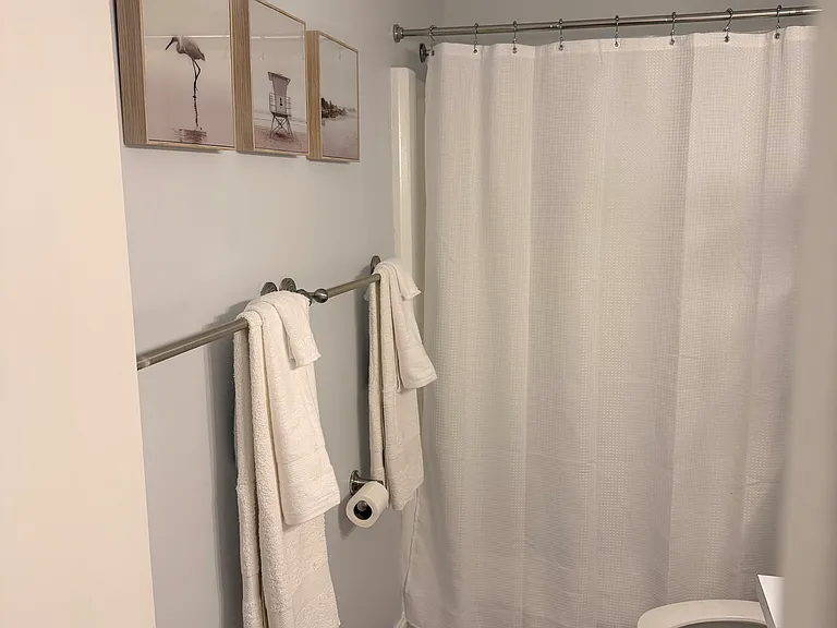 75 Royal Oak Ct #201 — Photo 51