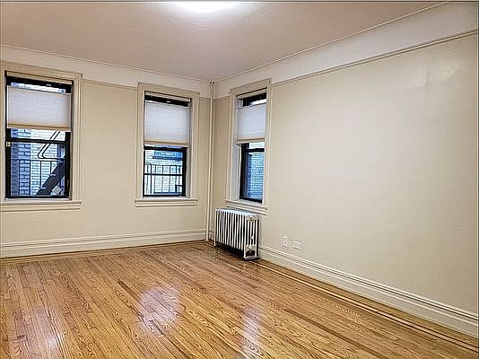5th image of 34-11 34th Ave #4D