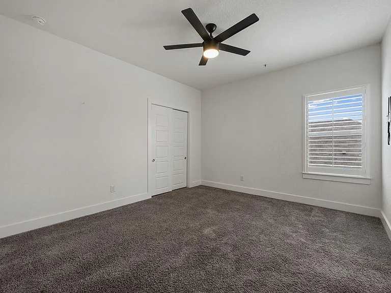 5604 Anaheim Ave — Photo 27