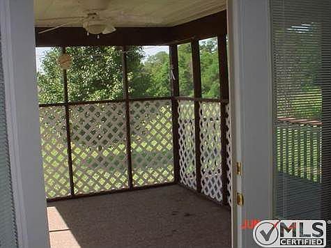 5th image of 4283 N Woodstock Dr