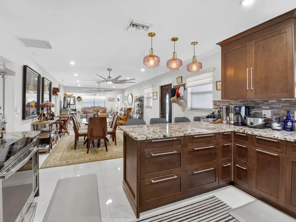 737 Whippoorwill Lane, Delray Beach, FL 33445