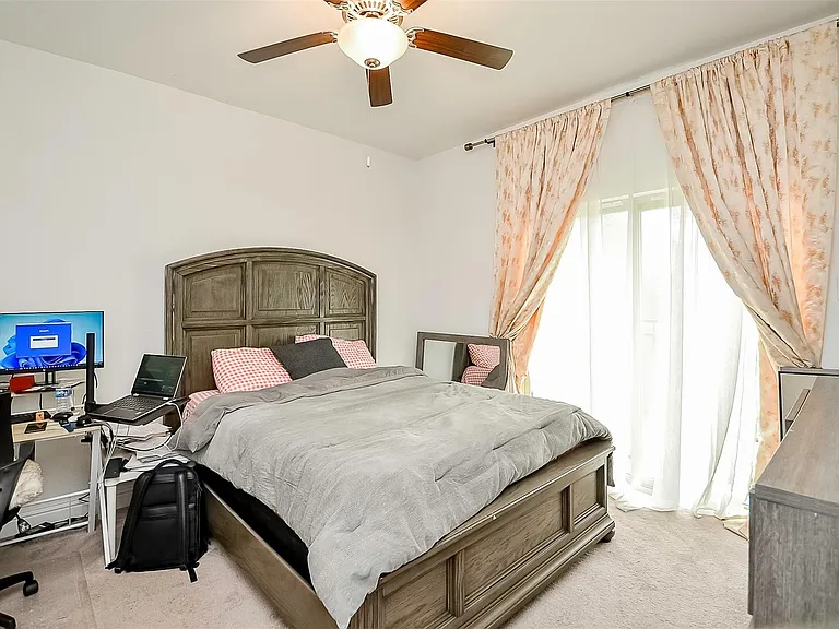 11021 Mikula Dr — Photo 22