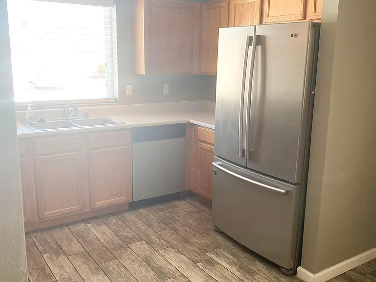 9016 Anacapa Ave NW — Photo 10