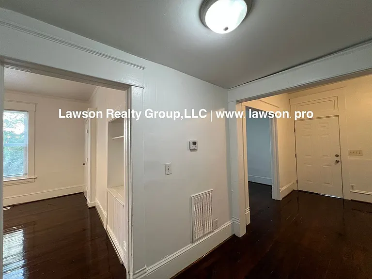 1208 Chapman Ave SW — Photo 12