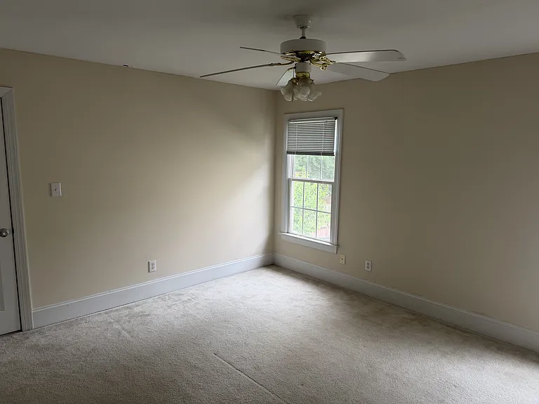 117 Council Gap Ct — Photo 8