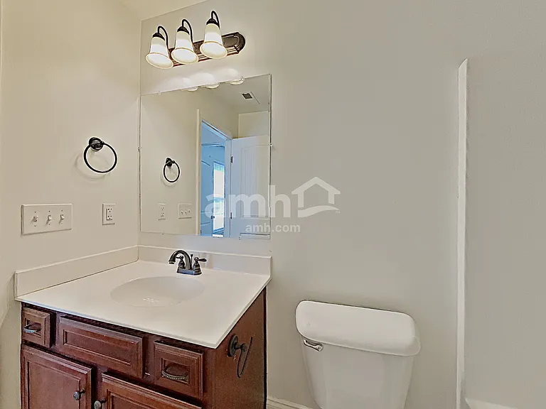 3626 Sweetbriar Ave — Photo 8