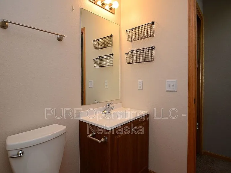 16767 Laurel Plz — Photo 24