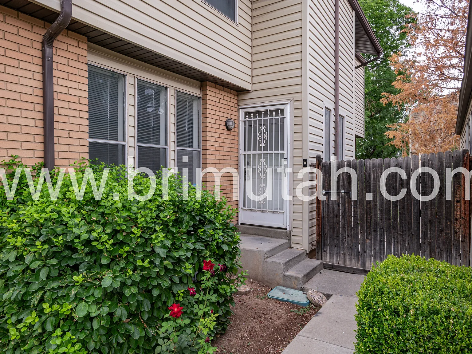 4454/4456 South Albright Drive - 4456 — Photo 2