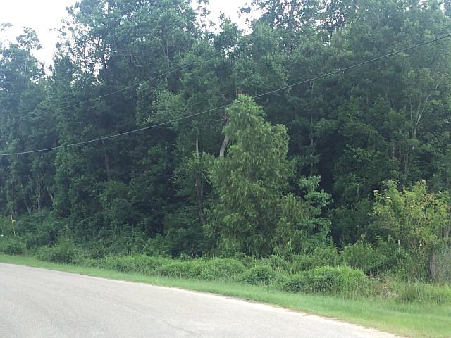 2nd image of 00217 Old Creek Rd