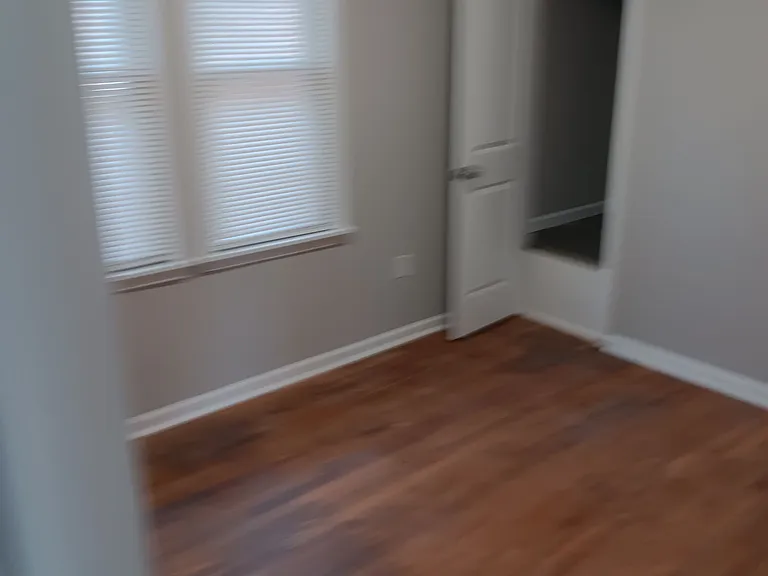 2060 Seward St #2 — Photo 11