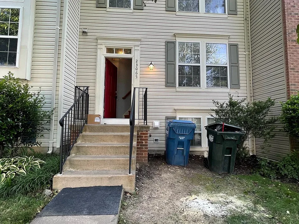 23065 Potomac Hill Sq