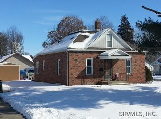 728 S Hibbard St, Staunton, IL 62088