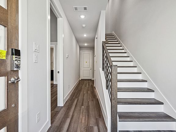 2nd image of 8120 Bromley Dr #Lmt3z4