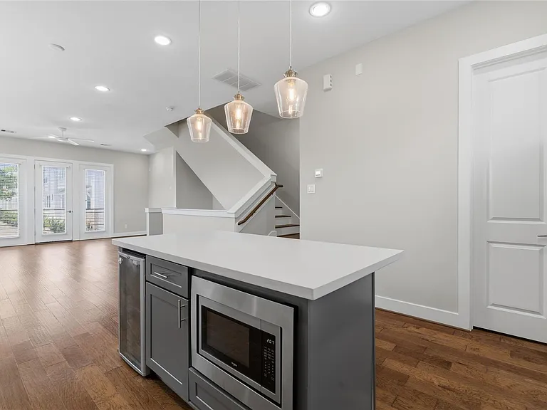 2102 Bello Amanecer Ln — Photo 13
