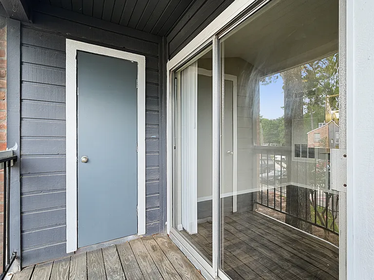 Bridges of Cypress Creek Apartment Homes — Photo 29