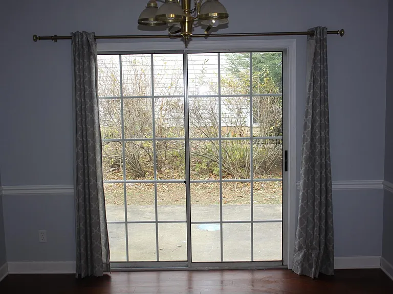 139 Birdwood Ct — Photo 9